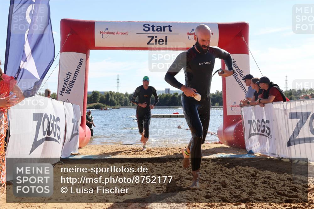 07.09.2025 - 19. Norderstedt Triathlon Luisa Fischer http://msf.ph/oto/8752177 07.09.2025 15:32:40 Schwimmen 488, 529, 543, 548 meine-sportfotos.de