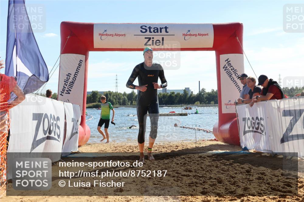 07.09.2025 - 19. Norderstedt Triathlon Luisa Fischer http://msf.ph/oto/8752187 07.09.2025 15:32:41 Schwimmen 488, 529, 543, 548 meine-sportfotos.de