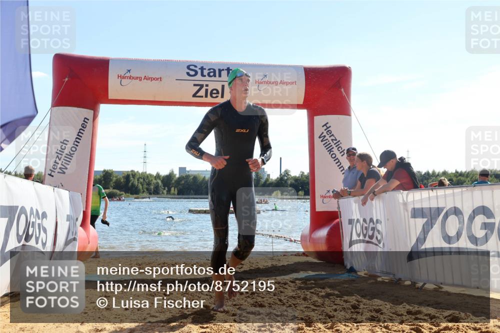 07.09.2025 - 19. Norderstedt Triathlon Luisa Fischer http://msf.ph/oto/8752195 07.09.2025 15:32:42 Schwimmen 488, 529, 543, 548 meine-sportfotos.de
