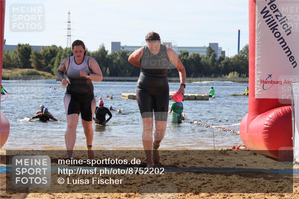 07.09.2025 - 19. Norderstedt Triathlon Luisa Fischer http://msf.ph/oto/8752202 07.09.2025 11:21:59 Schwimmen 259, 1381 meine-sportfotos.de
