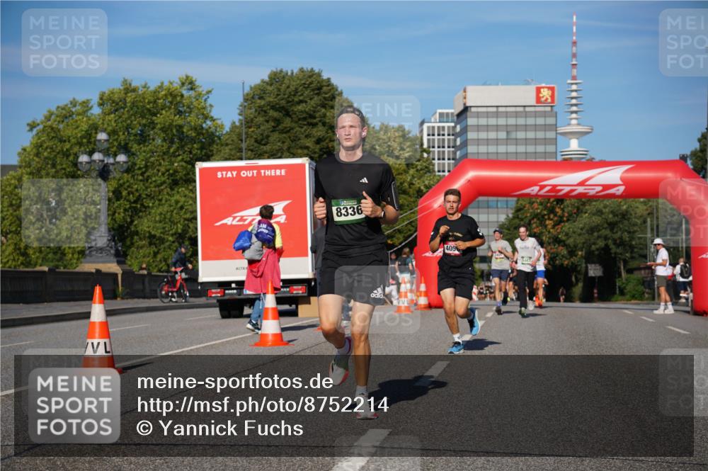07.09.2025 - BARMER Alsterlauf Yannick Fuchs http://msf.ph/oto/8752214 07.09.2025 09:36:13 Laufen 8336, 405, 3467 meine-sportfotos.de