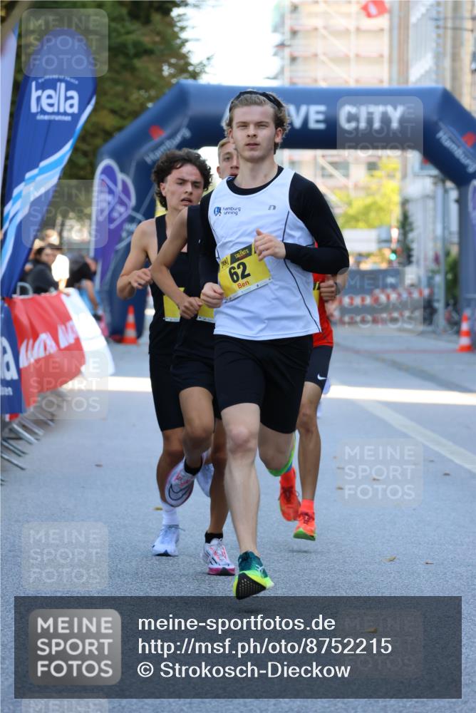 07.09.2025 - BARMER Alsterlauf Strokosch-Dieckow http://msf.ph/oto/8752215 07.09.2025 11:06:16 Ziel 54, 57, 58, 59, 60, 66, 69 meine-sportfotos.de