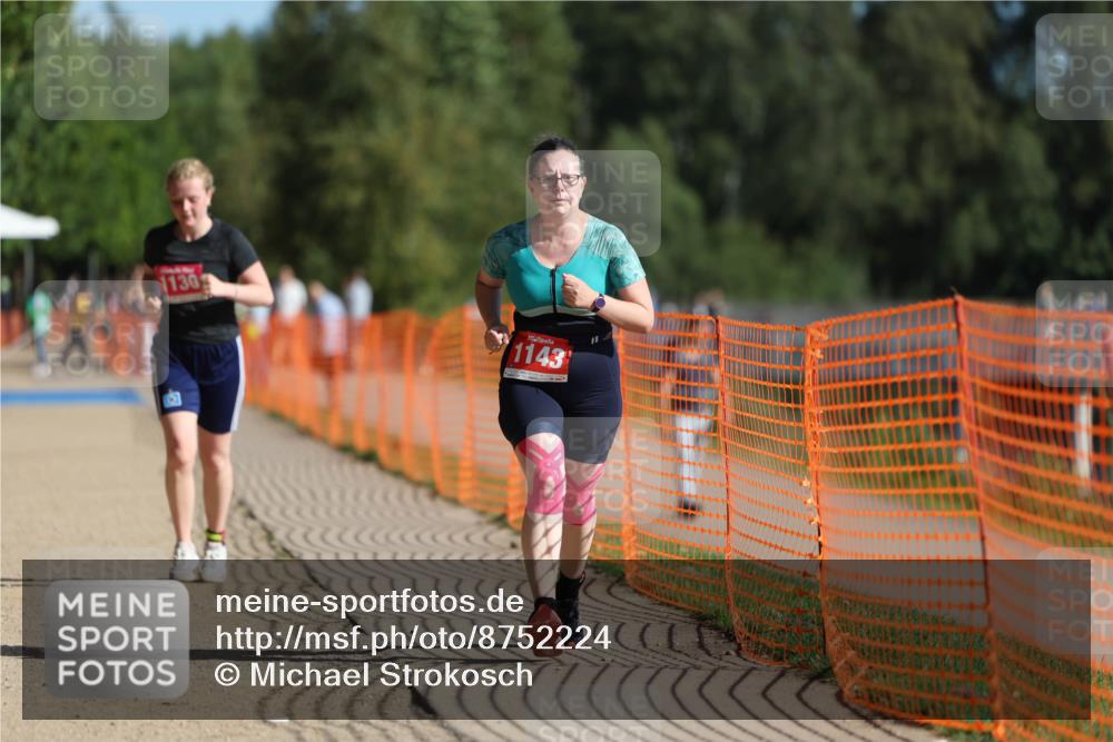 07.09.2025 - 19. Norderstedt Triathlon Michael Strokosch http://msf.ph/oto/8752224 07.09.2025 10:35:37 Laufen 1130, 1143 meine-sportfotos.de