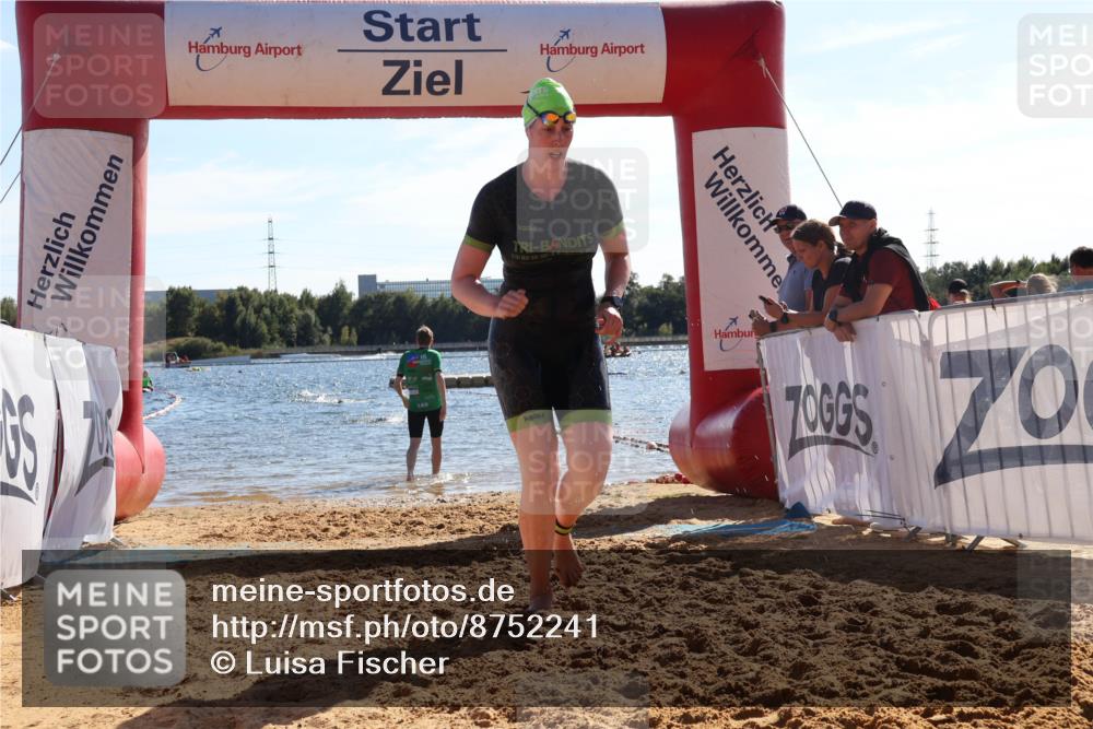 07.09.2025 - 19. Norderstedt Triathlon Luisa Fischer http://msf.ph/oto/8752241 07.09.2025 15:32:54 Schwimmen 1082 meine-sportfotos.de