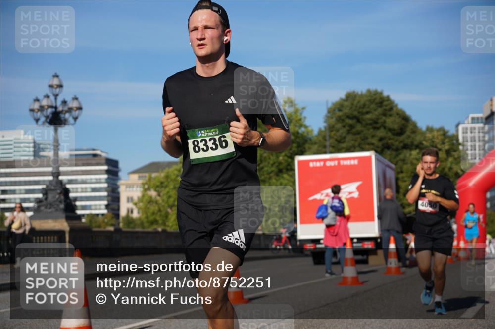 07.09.2025 - BARMER Alsterlauf Yannick Fuchs http://msf.ph/oto/8752251 07.09.2025 09:36:14 Laufen 135, 8336, 4050 meine-sportfotos.de