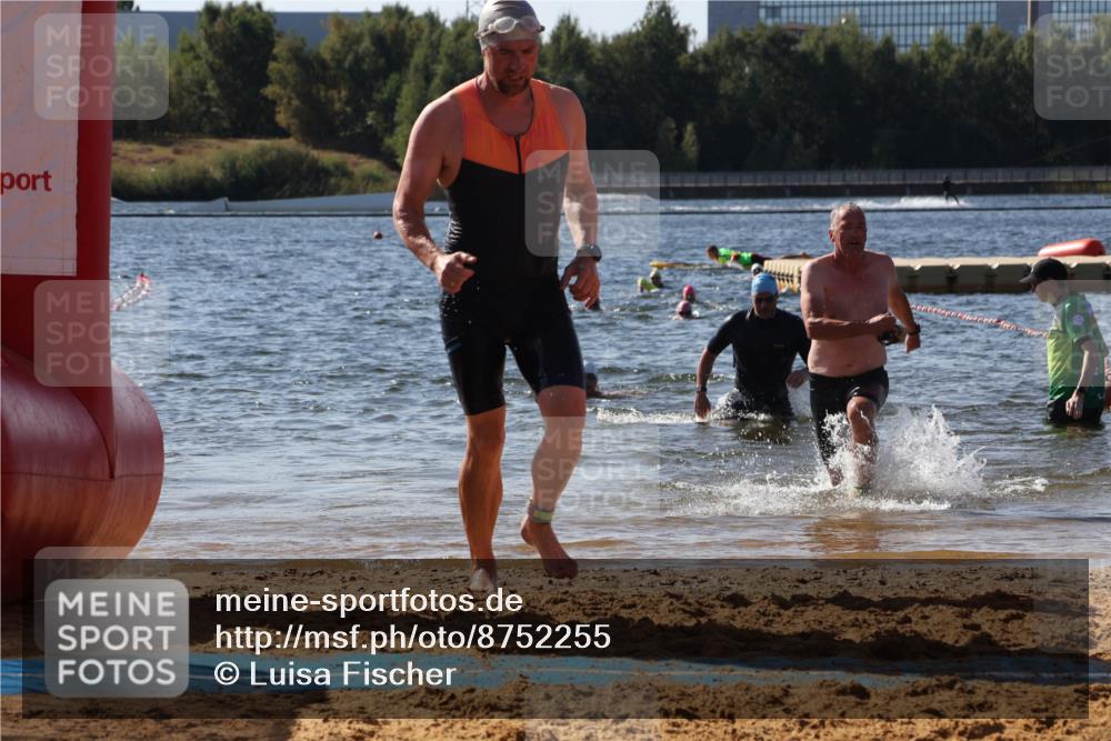 07.09.2025 - 19. Norderstedt Triathlon Luisa Fischer http://msf.ph/oto/8752255 07.09.2025 11:22:15 Schwimmen 233, 287, 1315 meine-sportfotos.de