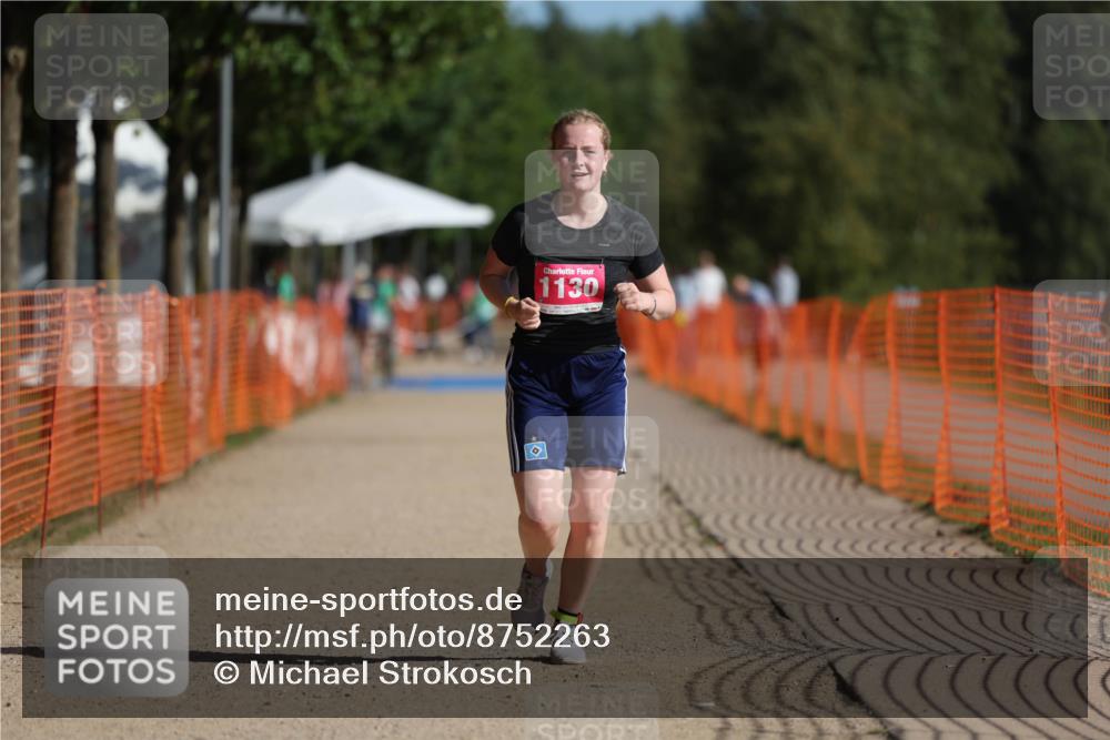 07.09.2025 - 19. Norderstedt Triathlon Michael Strokosch http://msf.ph/oto/8752263 07.09.2025 10:35:39 Laufen 1130, 1143 meine-sportfotos.de