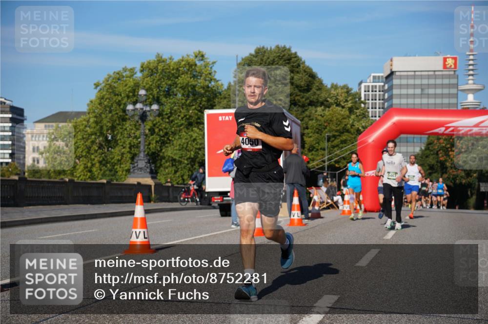 07.09.2025 - BARMER Alsterlauf Yannick Fuchs http://msf.ph/oto/8752281 07.09.2025 09:36:15 Laufen 4050, 5467 meine-sportfotos.de