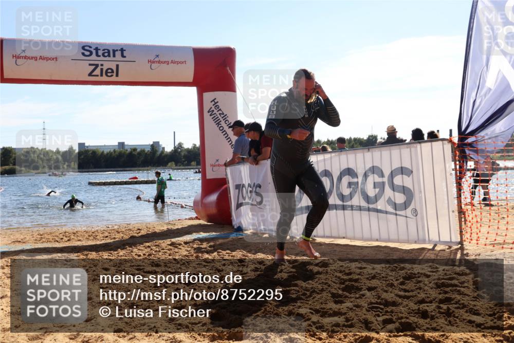 07.09.2025 - 19. Norderstedt Triathlon Luisa Fischer http://msf.ph/oto/8752295 07.09.2025 15:33:17 Schwimmen 516 meine-sportfotos.de