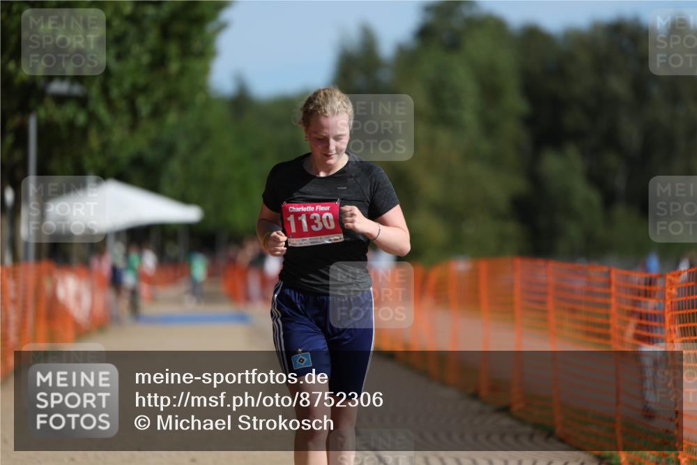 07.09.2025 - 19. Norderstedt Triathlon Michael Strokosch http://msf.ph/oto/8752306 07.09.2025 10:35:40 Laufen 1130, 1143 meine-sportfotos.de