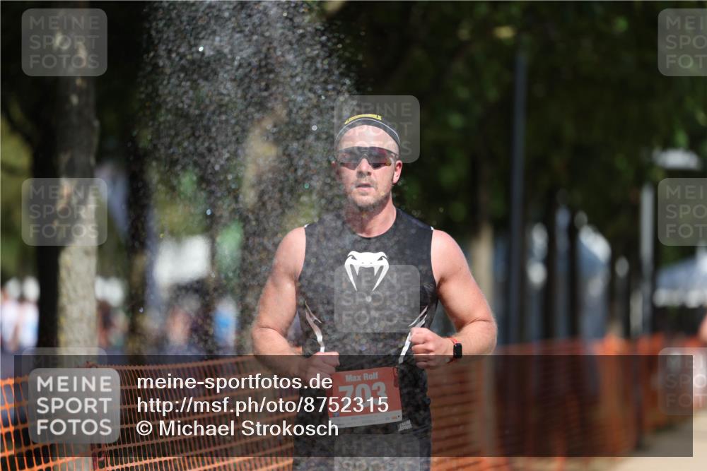 07.09.2025 - 19. Norderstedt Triathlon Michael Strokosch http://msf.ph/oto/8752315 07.09.2025 12:46:09 Laufen 703, 1370, 1382 meine-sportfotos.de