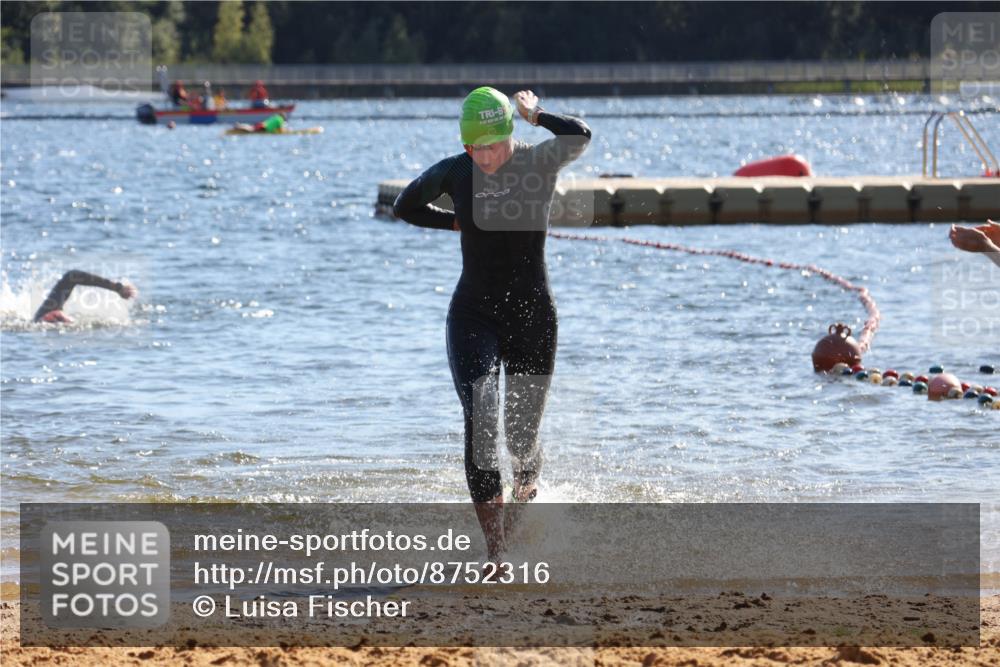 07.09.2025 - 19. Norderstedt Triathlon Luisa Fischer http://msf.ph/oto/8752316 07.09.2025 15:33:21 Schwimmen 516, 1080 meine-sportfotos.de