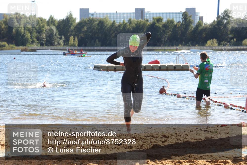 07.09.2025 - 19. Norderstedt Triathlon Luisa Fischer http://msf.ph/oto/8752328 07.09.2025 15:33:22 Schwimmen 516, 1080 meine-sportfotos.de