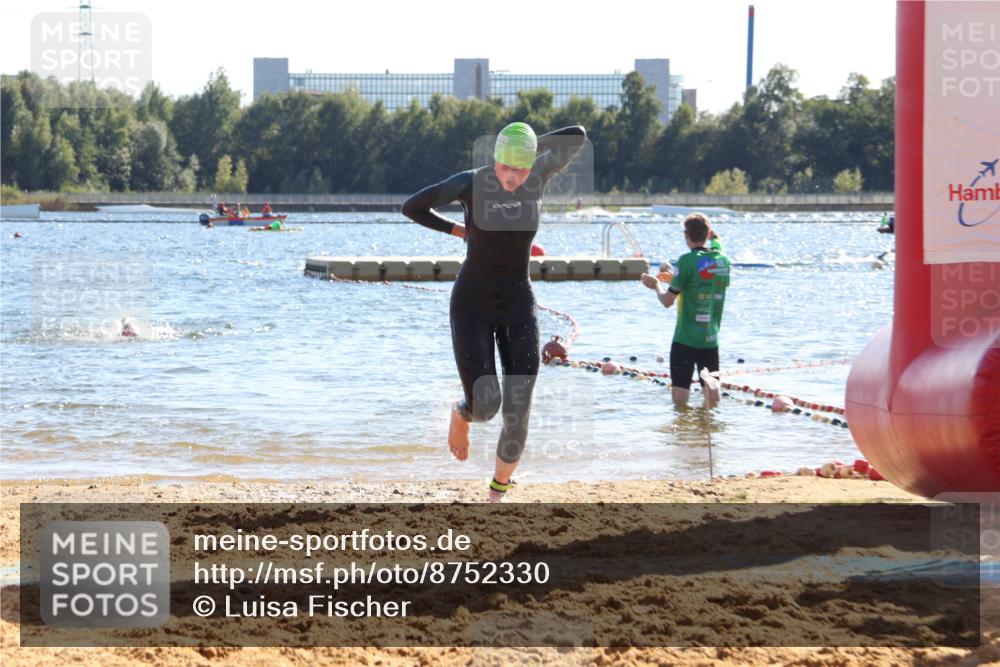 07.09.2025 - 19. Norderstedt Triathlon Luisa Fischer http://msf.ph/oto/8752330 07.09.2025 15:33:22 Schwimmen 516, 1080 meine-sportfotos.de