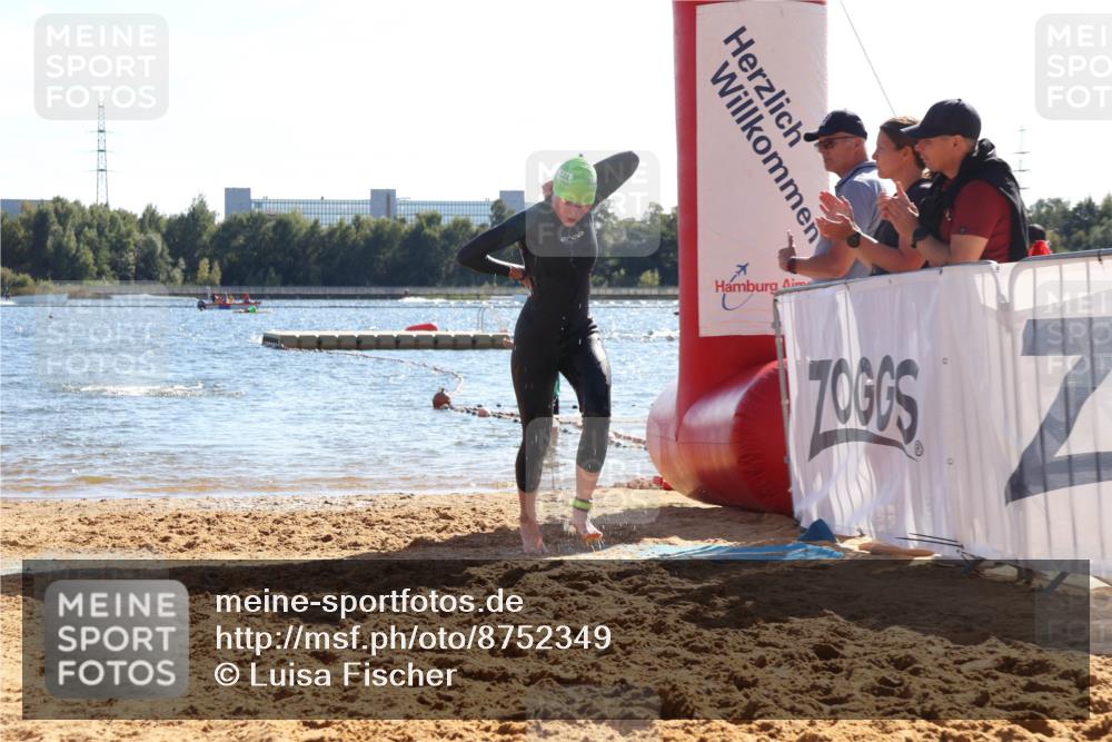 07.09.2025 - 19. Norderstedt Triathlon Luisa Fischer http://msf.ph/oto/8752349 07.09.2025 15:33:23 Schwimmen 516, 1080 meine-sportfotos.de