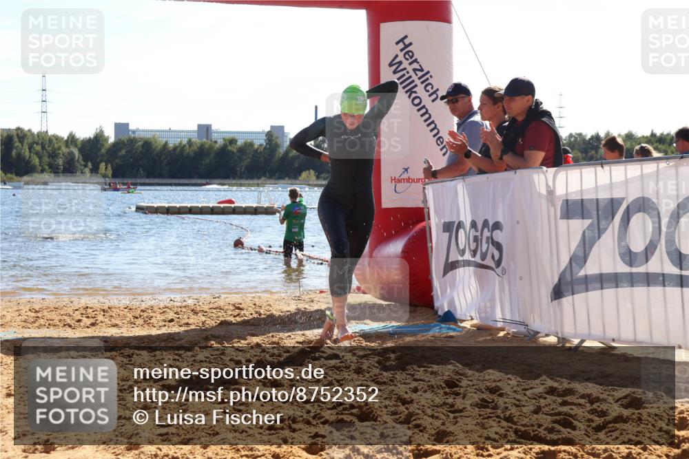 07.09.2025 - 19. Norderstedt Triathlon Luisa Fischer http://msf.ph/oto/8752352 07.09.2025 15:33:24 Schwimmen 516, 1080 meine-sportfotos.de