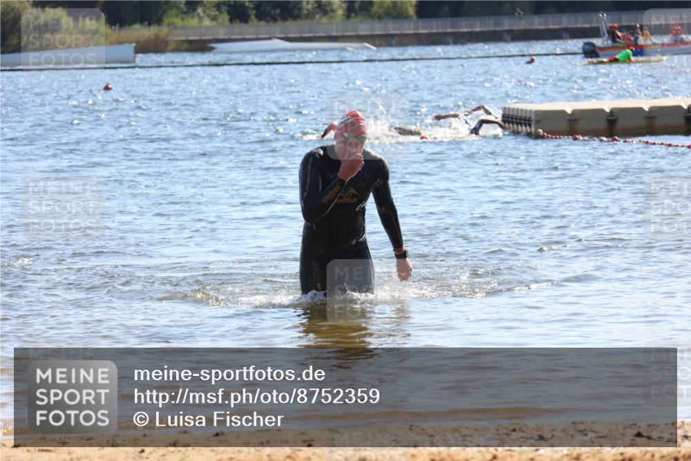 07.09.2025 - 19. Norderstedt Triathlon Luisa Fischer http://msf.ph/oto/8752359 07.09.2025 15:33:32 Schwimmen 1080 meine-sportfotos.de
