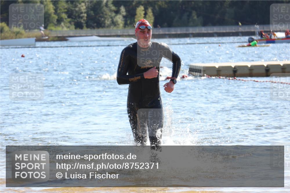 07.09.2025 - 19. Norderstedt Triathlon Luisa Fischer http://msf.ph/oto/8752371 07.09.2025 15:33:35 Schwimmen 503, 1080 meine-sportfotos.de