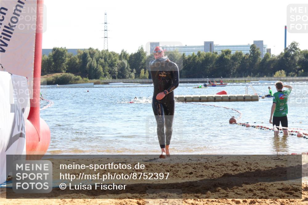 07.09.2025 - 19. Norderstedt Triathlon Luisa Fischer http://msf.ph/oto/8752397 07.09.2025 15:33:37 Schwimmen 503 meine-sportfotos.de