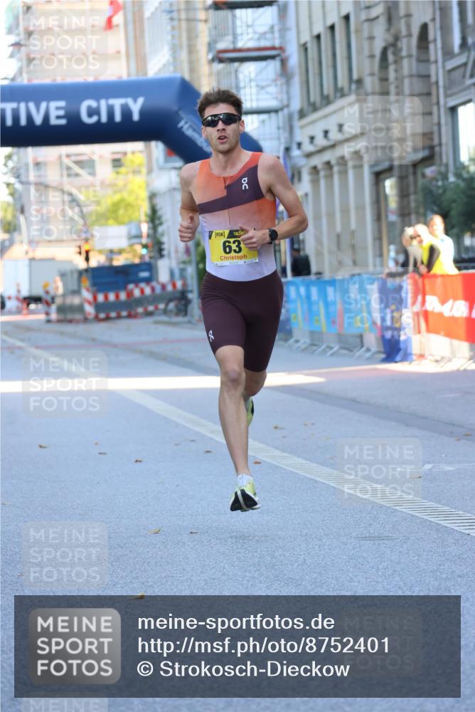 07.09.2025 - BARMER Alsterlauf Strokosch-Dieckow http://msf.ph/oto/8752401 07.09.2025 11:05:32 Ziel 67 meine-sportfotos.de