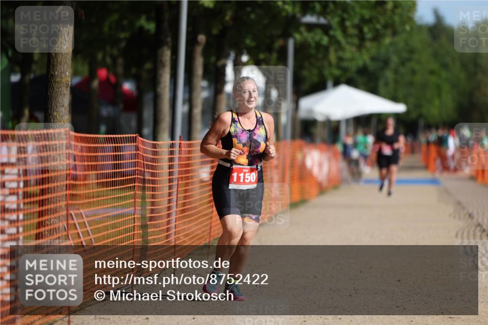 07.09.2025 - 19. Norderstedt Triathlon Michael Strokosch http://msf.ph/oto/8752422 07.09.2025 10:36:29 Laufen 1150 meine-sportfotos.de