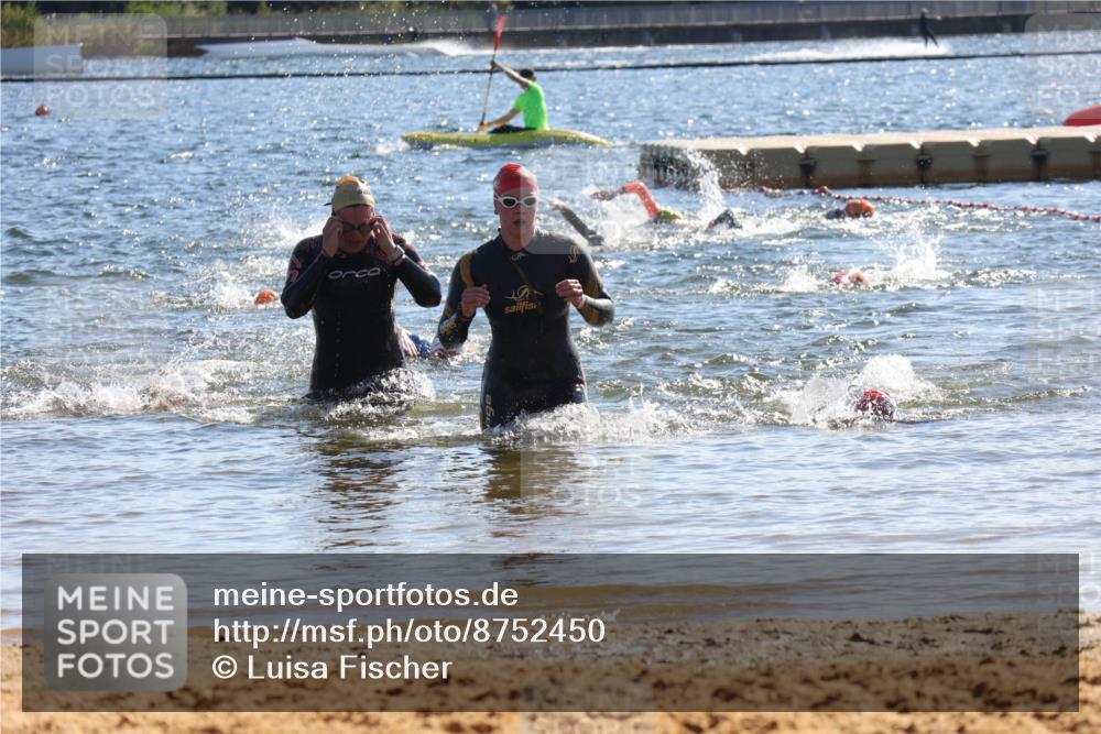 07.09.2025 - 19. Norderstedt Triathlon Luisa Fischer http://msf.ph/oto/8752450 07.09.2025 15:34:10 Schwimmen  meine-sportfotos.de