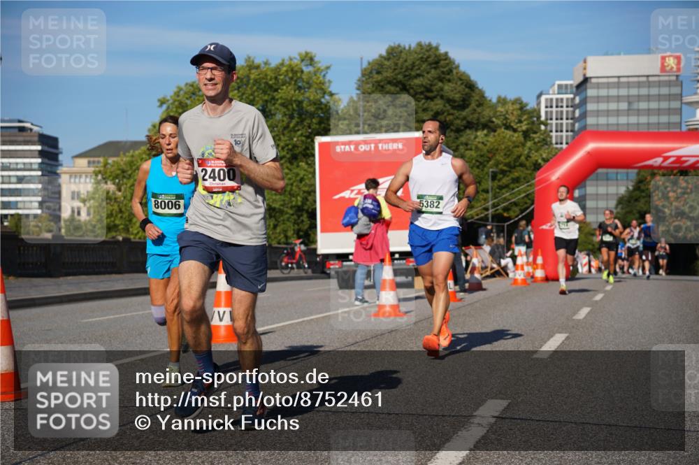 07.09.2025 - BARMER Alsterlauf Yannick Fuchs http://msf.ph/oto/8752461 07.09.2025 09:36:19 Laufen 8006, 10, 2400, 5382 meine-sportfotos.de