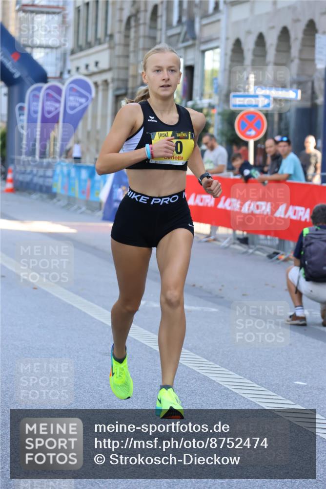 07.09.2025 - BARMER Alsterlauf Strokosch-Dieckow http://msf.ph/oto/8752474 07.09.2025 11:03:16 Ziel  meine-sportfotos.de