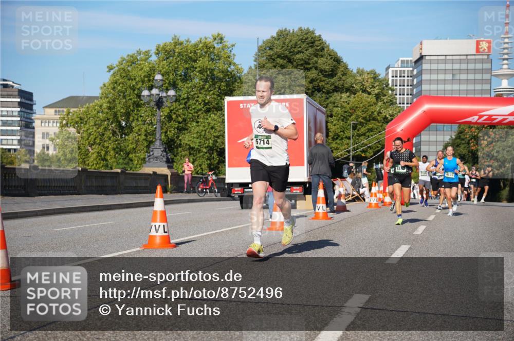 07.09.2025 - BARMER Alsterlauf Yannick Fuchs http://msf.ph/oto/8752496 07.09.2025 09:36:23 Laufen 5714, 8139 meine-sportfotos.de