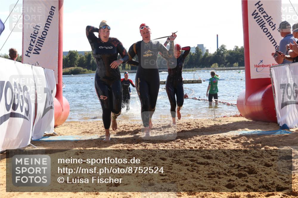 07.09.2025 - 19. Norderstedt Triathlon Luisa Fischer http://msf.ph/oto/8752524 07.09.2025 15:34:18 Schwimmen 1065, 1073, 1092, 1099, 1563 meine-sportfotos.de