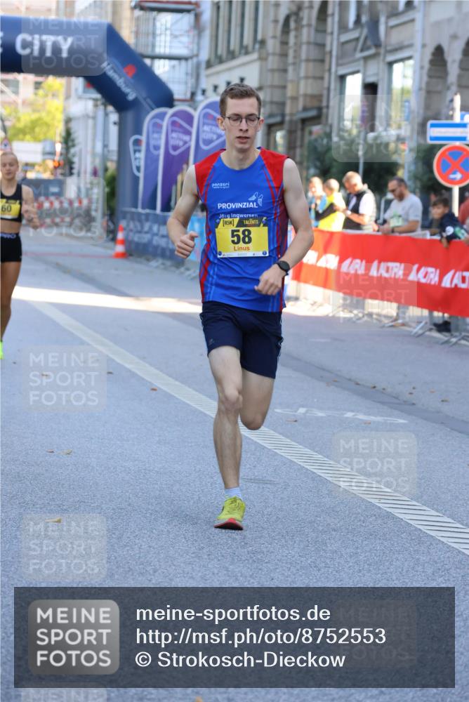 07.09.2025 - BARMER Alsterlauf Strokosch-Dieckow http://msf.ph/oto/8752553 07.09.2025 11:03:12 Ziel  meine-sportfotos.de
