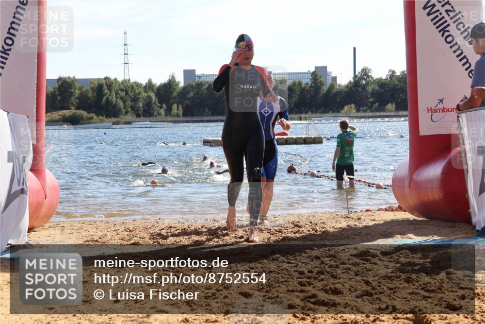 07.09.2025 - 19. Norderstedt Triathlon Luisa Fischer http://msf.ph/oto/8752554 07.09.2025 15:34:22 Schwimmen 1065, 1073, 1092, 1099, 1563 meine-sportfotos.de