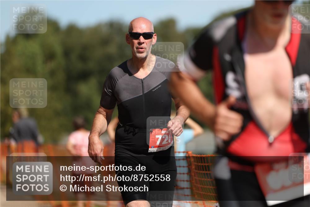 07.09.2025 - 19. Norderstedt Triathlon Michael Strokosch http://msf.ph/oto/8752558 07.09.2025 12:46:26 Laufen 278, 695, 728, 838 meine-sportfotos.de