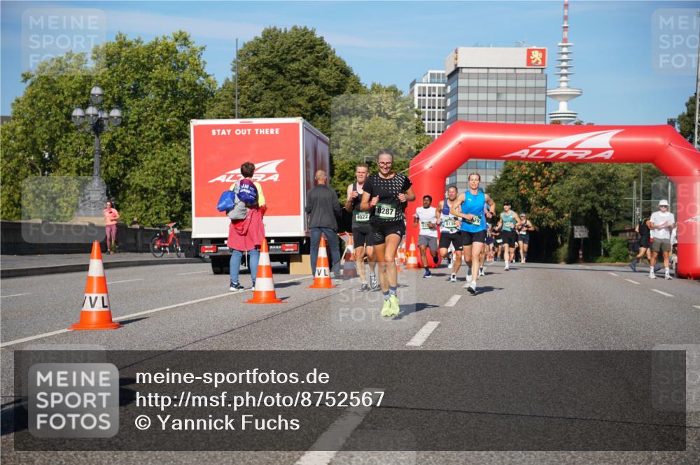 07.09.2025 - BARMER Alsterlauf Yannick Fuchs http://msf.ph/oto/8752567 07.09.2025 09:36:24 Laufen 8287, 4022, 8136 meine-sportfotos.de