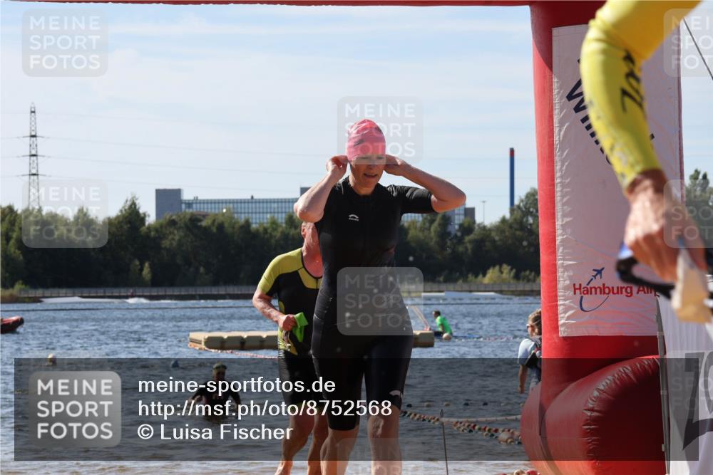 07.09.2025 - 19. Norderstedt Triathlon Luisa Fischer http://msf.ph/oto/8752568 07.09.2025 11:23:19 Schwimmen 703, 807, 857, 1282, 1349 meine-sportfotos.de