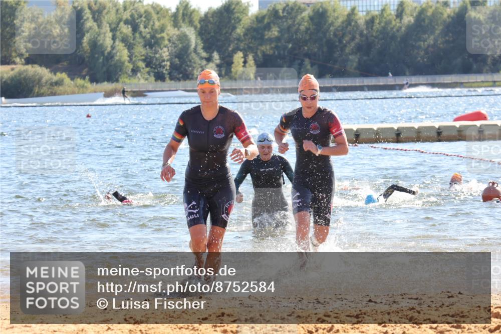 07.09.2025 - 19. Norderstedt Triathlon Luisa Fischer http://msf.ph/oto/8752584 07.09.2025 15:34:28 Schwimmen 1051, 1054, 1065, 1073, 1092, 1099, 1563 meine-sportfotos.de