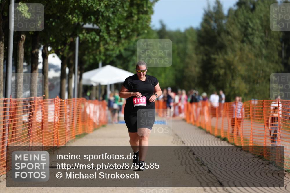 07.09.2025 - 19. Norderstedt Triathlon Michael Strokosch http://msf.ph/oto/8752585 07.09.2025 10:36:43 Laufen 1113 meine-sportfotos.de