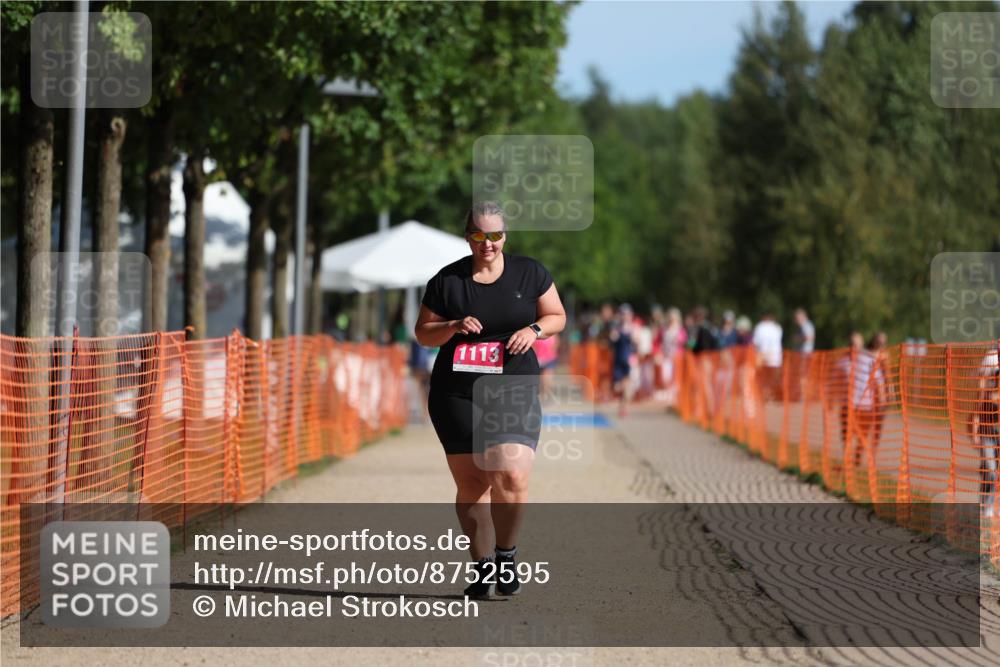 07.09.2025 - 19. Norderstedt Triathlon Michael Strokosch http://msf.ph/oto/8752595 07.09.2025 10:36:44 Laufen 1113 meine-sportfotos.de