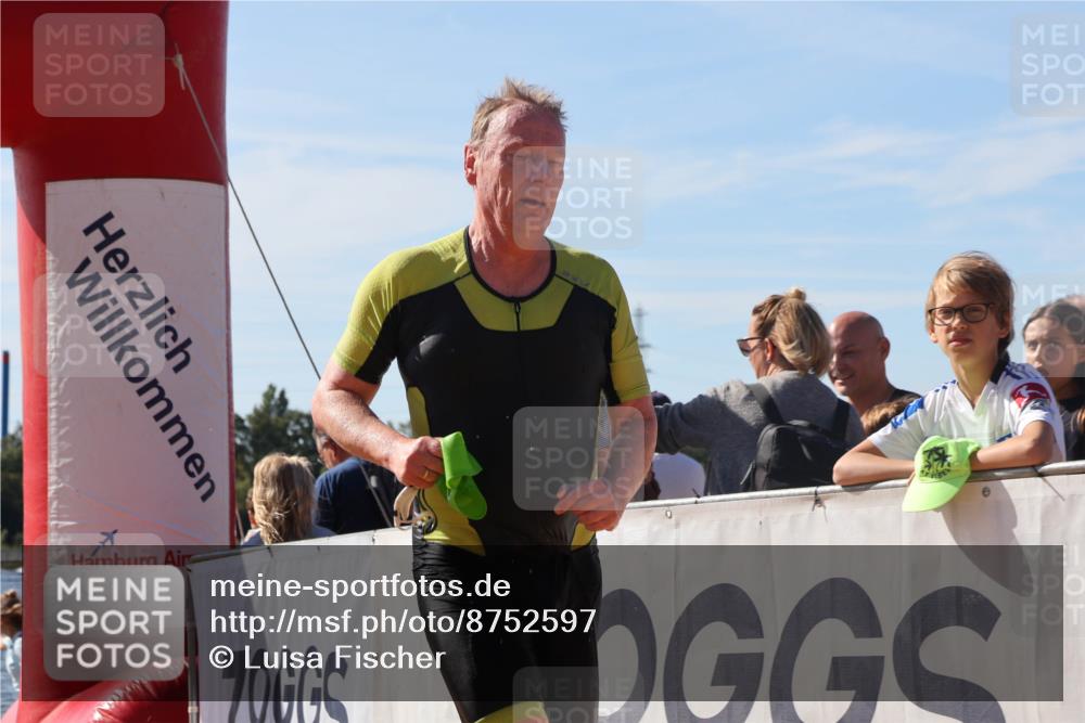 07.09.2025 - 19. Norderstedt Triathlon Luisa Fischer http://msf.ph/oto/8752597 07.09.2025 11:23:22 Schwimmen 703, 807, 1282, 1349 meine-sportfotos.de
