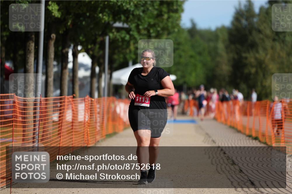 07.09.2025 - 19. Norderstedt Triathlon Michael Strokosch http://msf.ph/oto/8752618 07.09.2025 10:36:45 Laufen 1113 meine-sportfotos.de