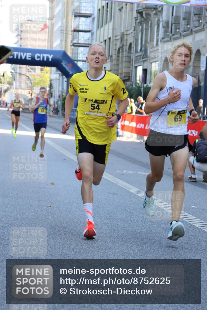07.09.2025 - BARMER Alsterlauf Strokosch-Dieckow http://msf.ph/oto/8752625 07.09.2025 11:03:08 Ziel  meine-sportfotos.de