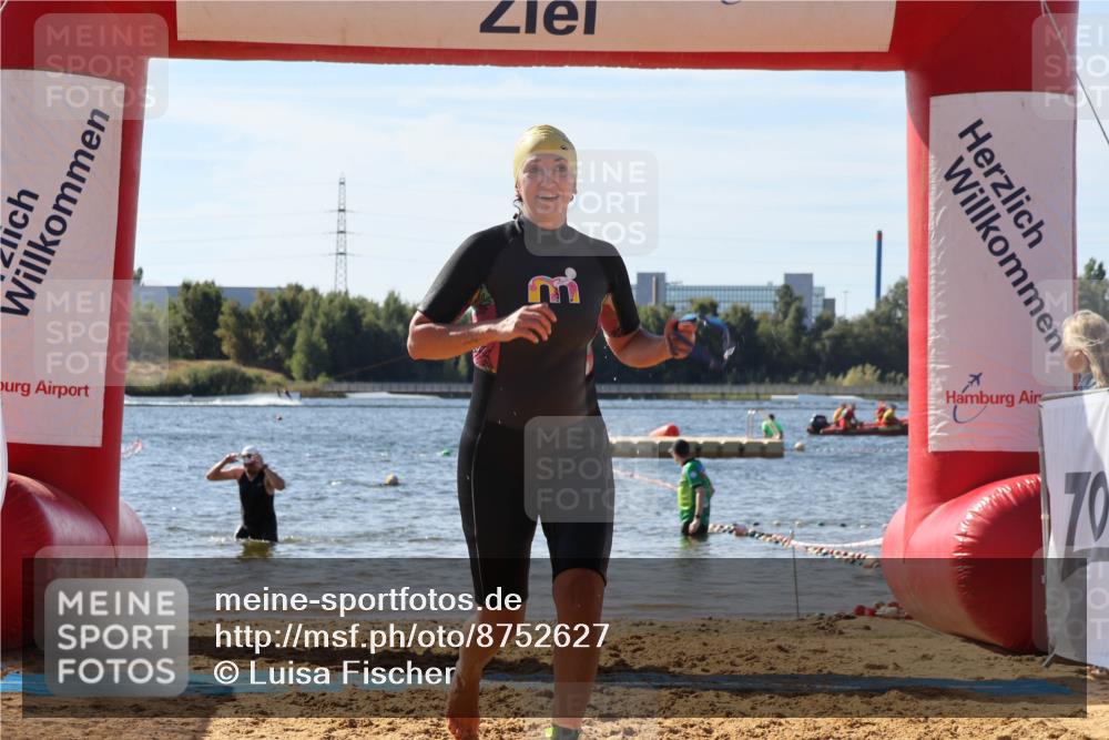 07.09.2025 - 19. Norderstedt Triathlon Luisa Fischer http://msf.ph/oto/8752627 07.09.2025 11:23:36 Schwimmen 1380 meine-sportfotos.de