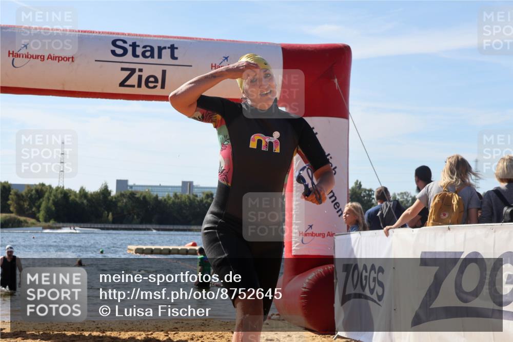 07.09.2025 - 19. Norderstedt Triathlon Luisa Fischer http://msf.ph/oto/8752645 07.09.2025 11:23:37 Schwimmen 1380 meine-sportfotos.de