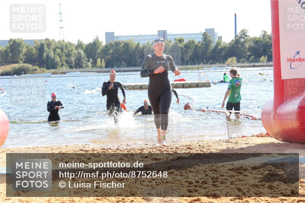 07.09.2025 - 19. Norderstedt Triathlon Luisa Fischer http://msf.ph/oto/8752648 07.09.2025 15:34:35 Schwimmen 1051, 1054, 1064, 1069, 1092, 1563 meine-sportfotos.de