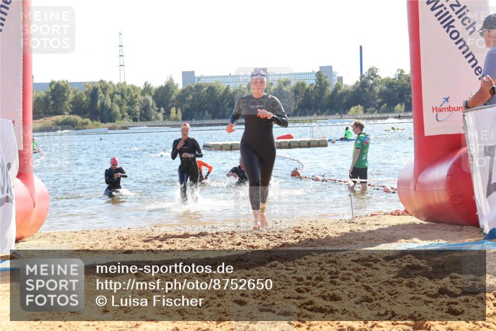 07.09.2025 - 19. Norderstedt Triathlon Luisa Fischer http://msf.ph/oto/8752650 07.09.2025 15:34:36 Schwimmen 1051, 1054, 1064, 1069, 1105, 1563 meine-sportfotos.de