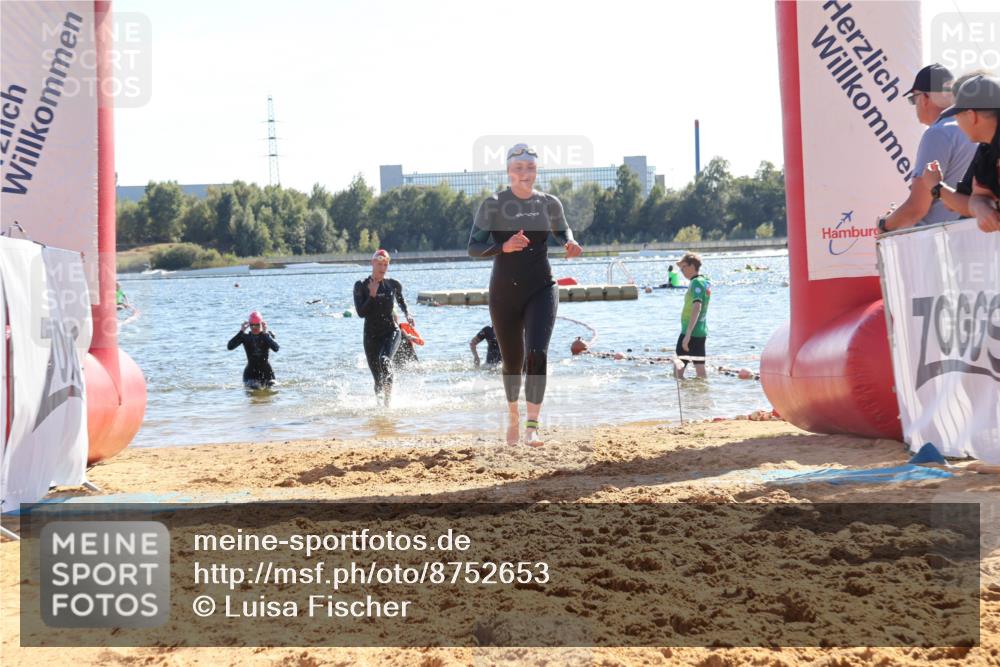 07.09.2025 - 19. Norderstedt Triathlon Luisa Fischer http://msf.ph/oto/8752653 07.09.2025 15:34:36 Schwimmen 1051, 1054, 1064, 1069, 1105, 1563 meine-sportfotos.de