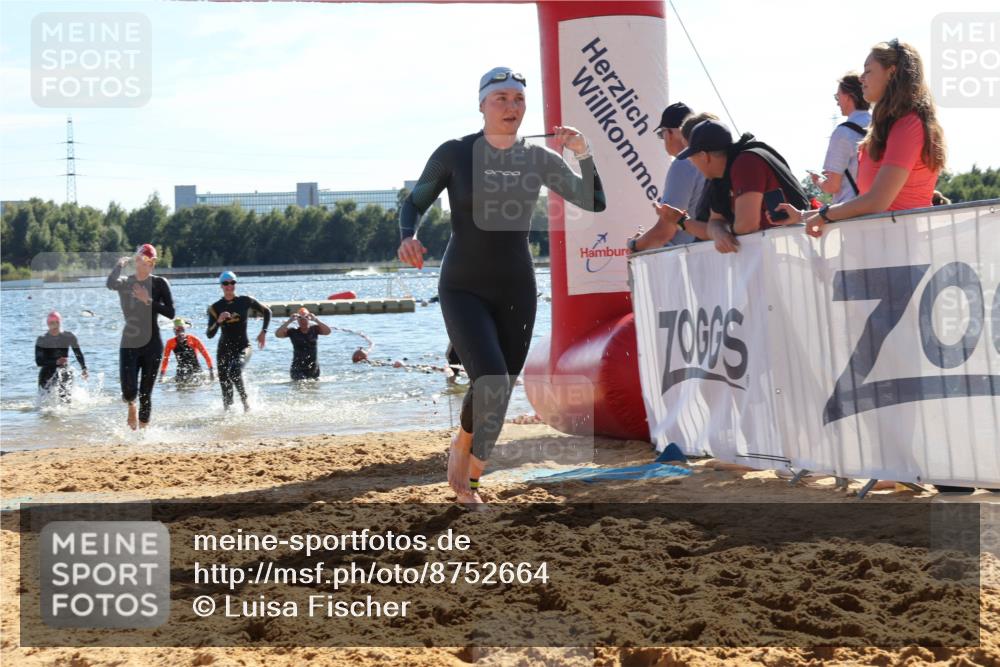 07.09.2025 - 19. Norderstedt Triathlon Luisa Fischer http://msf.ph/oto/8752664 07.09.2025 15:34:38 Schwimmen 1051, 1054, 1064, 1069, 1070, 1105 meine-sportfotos.de