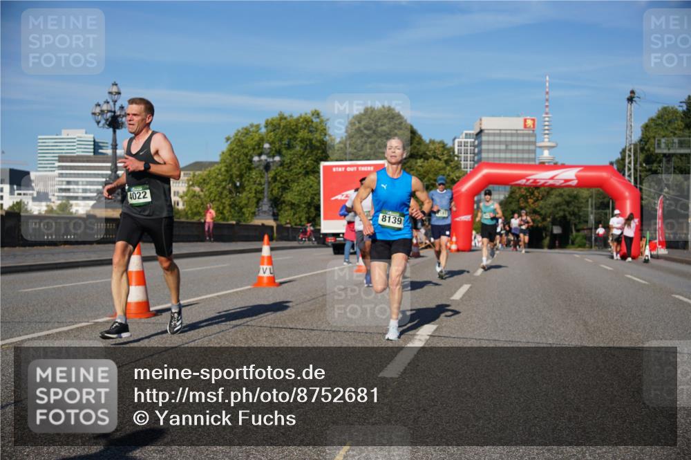07.09.2025 - BARMER Alsterlauf Yannick Fuchs http://msf.ph/oto/8752681 07.09.2025 09:36:28 Laufen 4022, 8139 meine-sportfotos.de