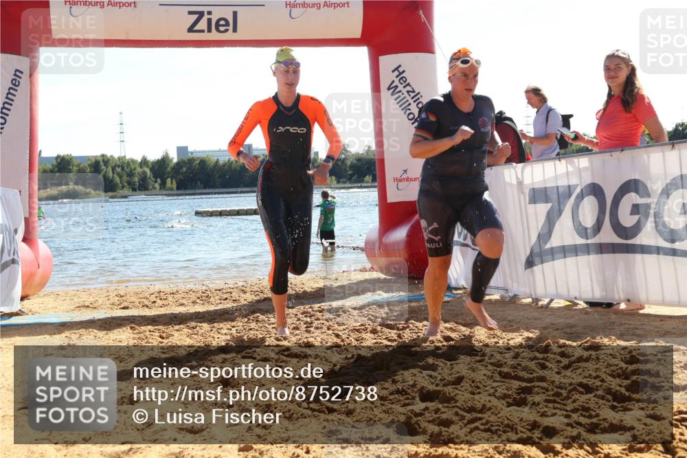 07.09.2025 - 19. Norderstedt Triathlon Luisa Fischer http://msf.ph/oto/8752738 07.09.2025 15:34:46 Schwimmen 1047, 1064, 1069, 1070, 1089, 1105 meine-sportfotos.de