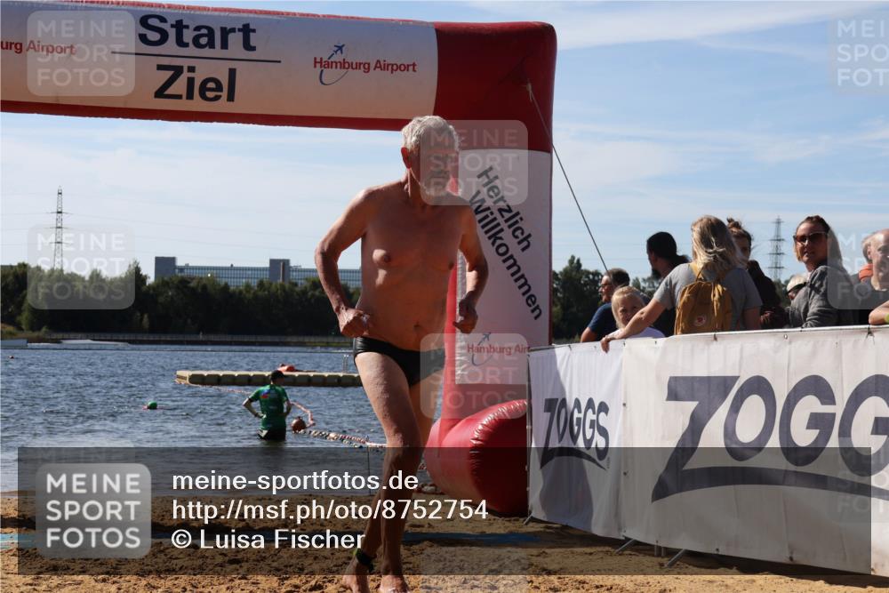 07.09.2025 - 19. Norderstedt Triathlon Luisa Fischer http://msf.ph/oto/8752754 07.09.2025 11:24:16 Schwimmen 192 meine-sportfotos.de